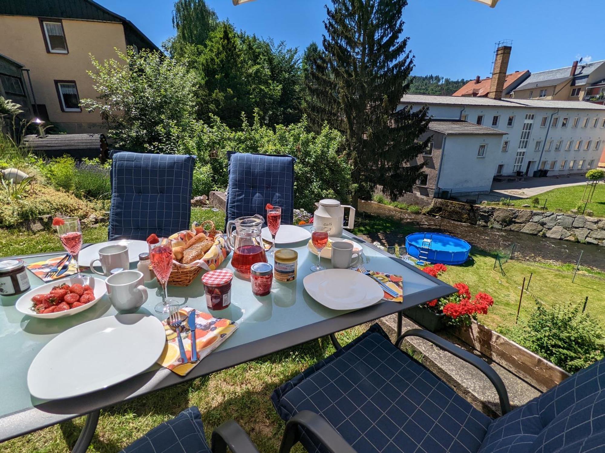 F4 - Urlaubsmagie - Grosse Wohnung Fuer Bis Zu 10 Personen ゼーブニッツ エクステリア 写真